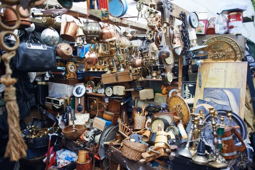 Cost breakdown for flat clearance in Charlton
